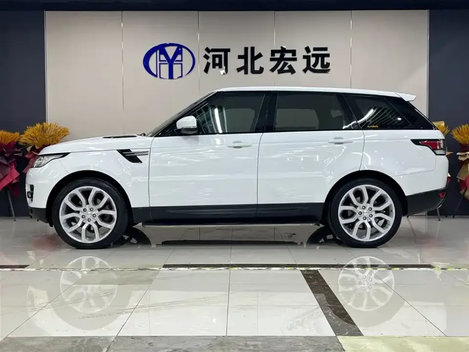 Land Rover Sport