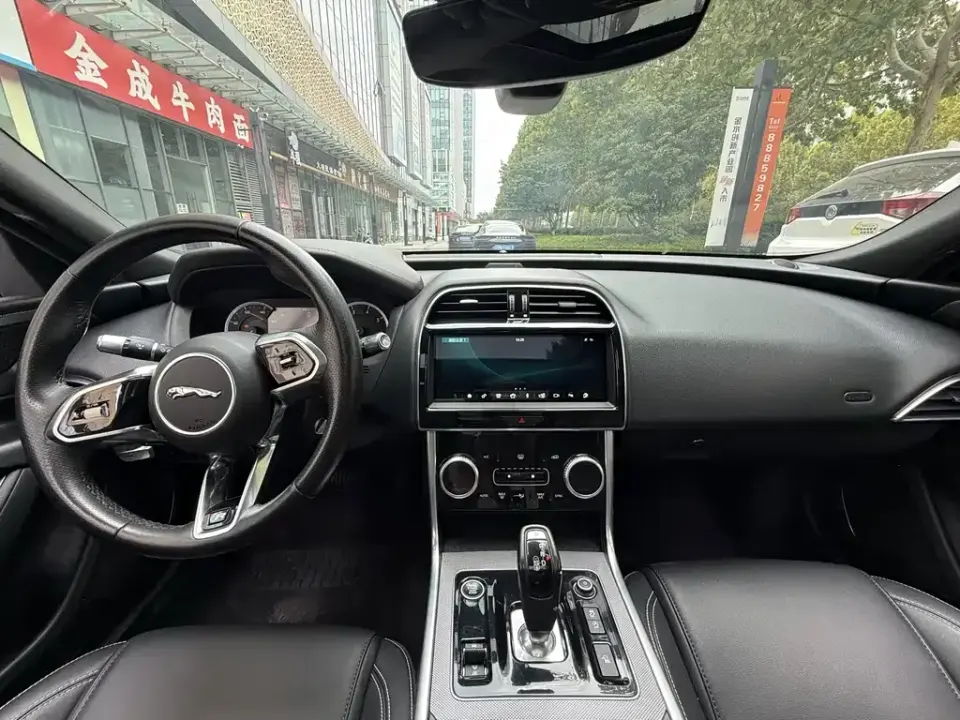 Jaguar XEL