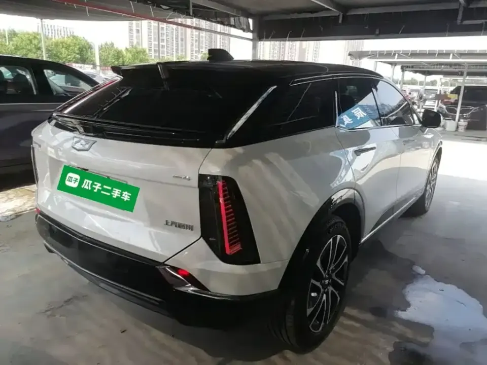 Cadillac IQ