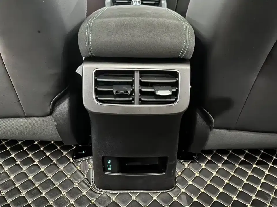 BYD Seal 06
