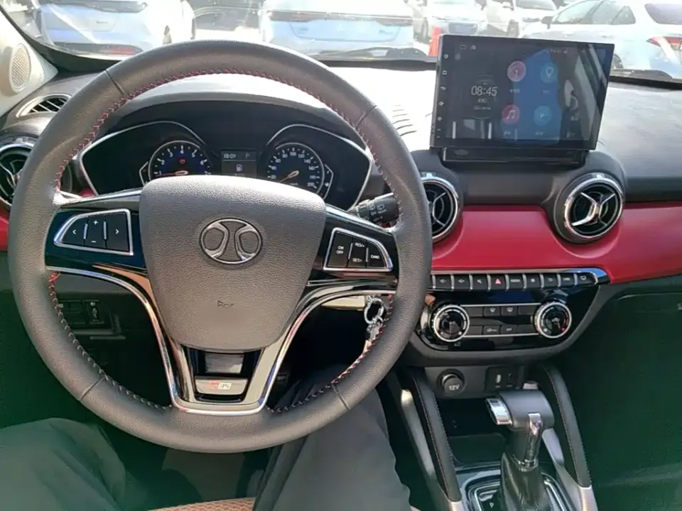 BAIC Senova X35