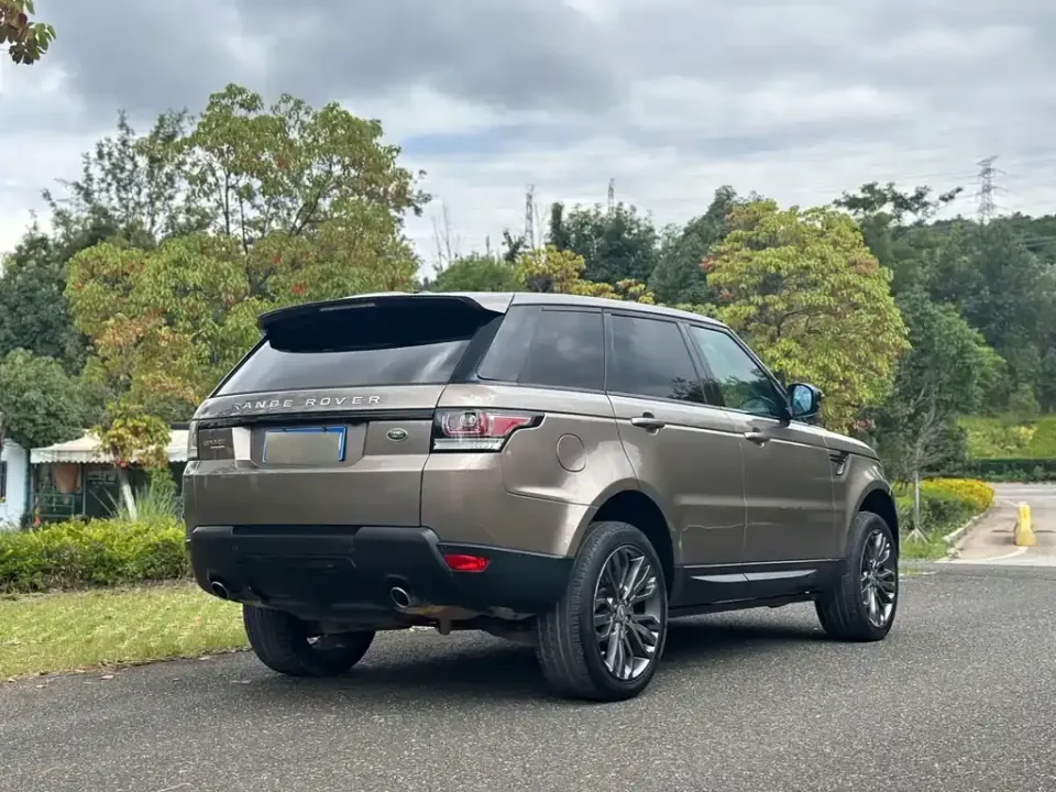 Land Rover Sport