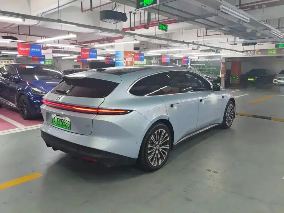 Nio ET5T