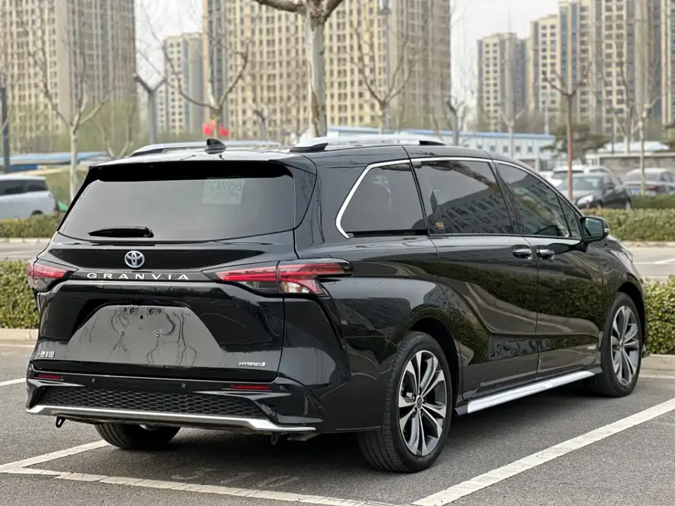 Toyota Granvia