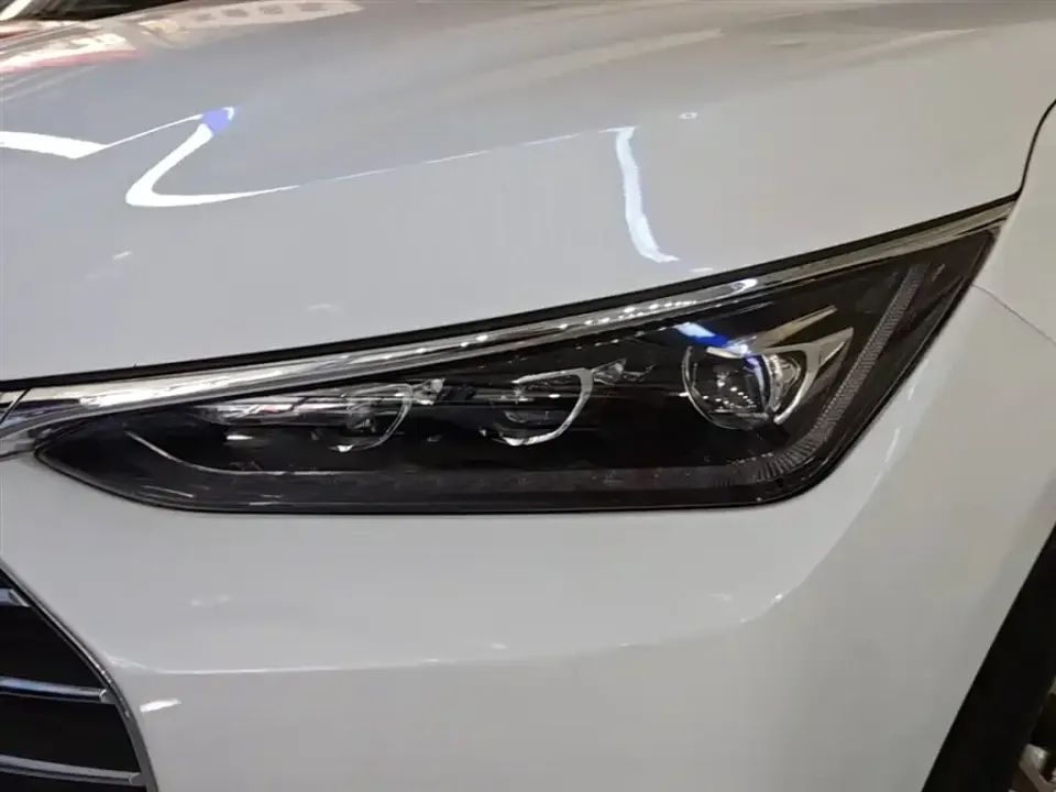 BYD Tang