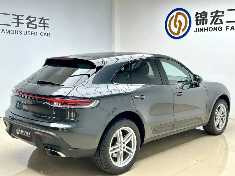 Porsche Macan