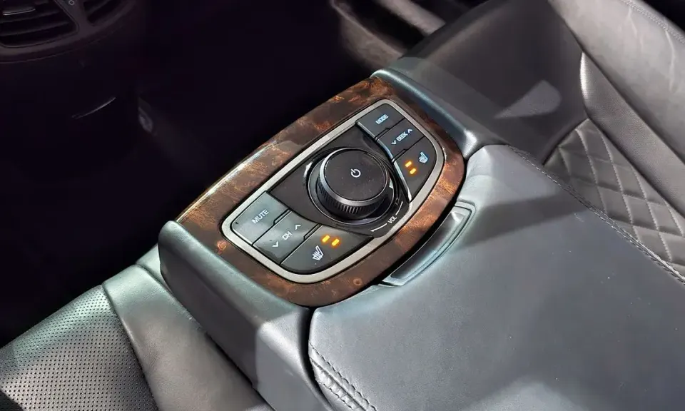 Hyundai Aslan