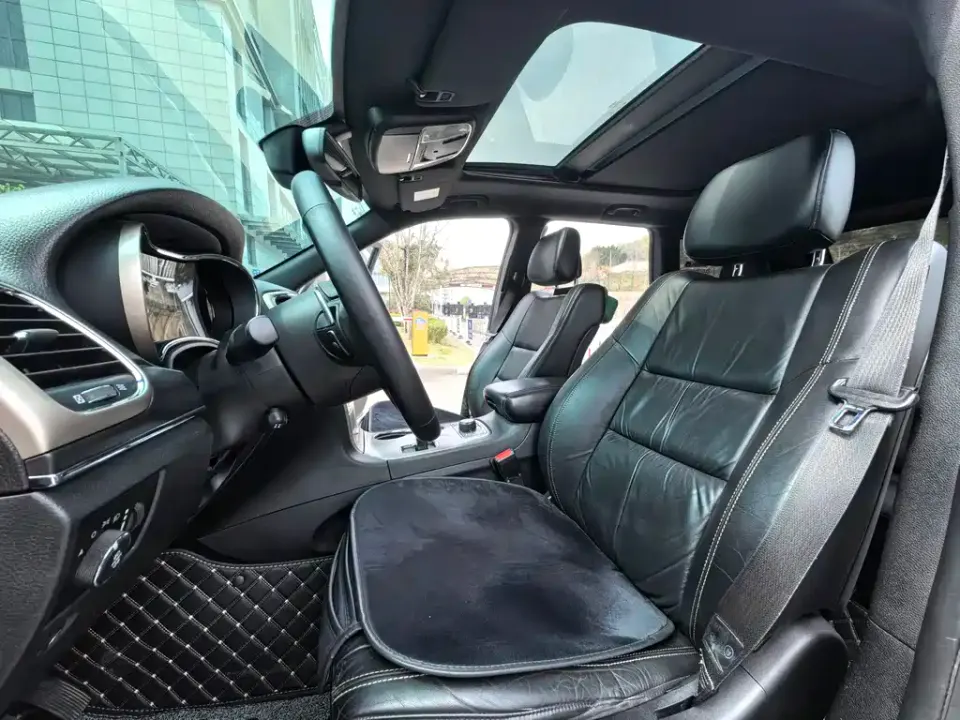 Jeep Grand Cherokee (Import)