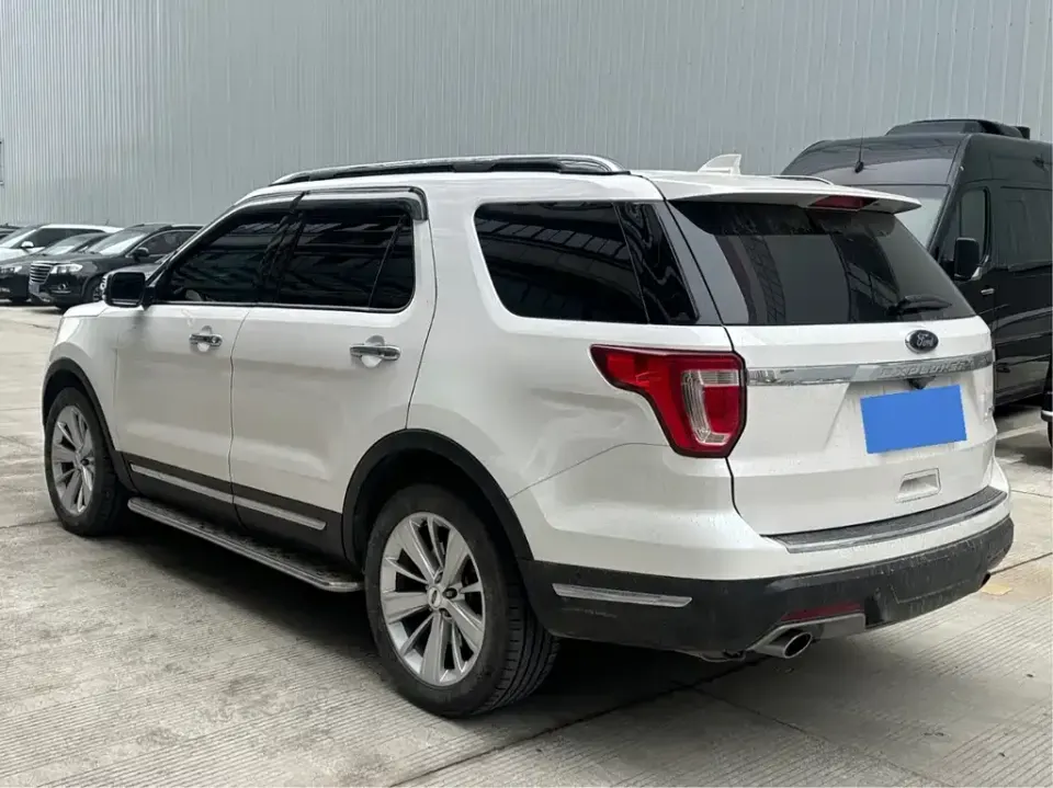 Ford Explorer (Import)
