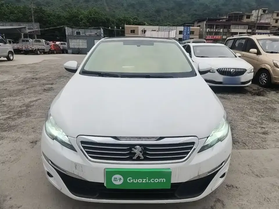 Peugeot 308S