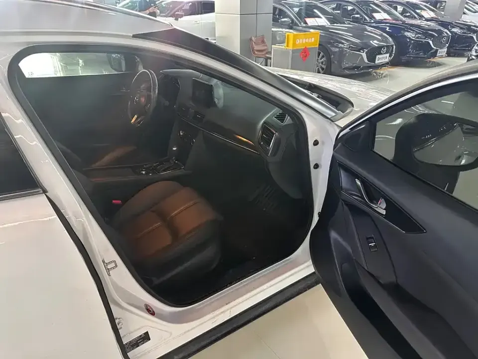 Mazda CX-4