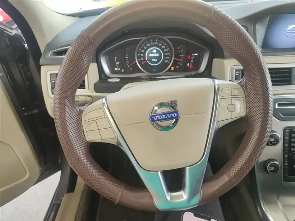 Volvo S80L