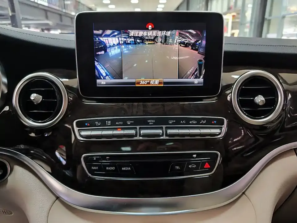 Mercedes-Benz V-Class