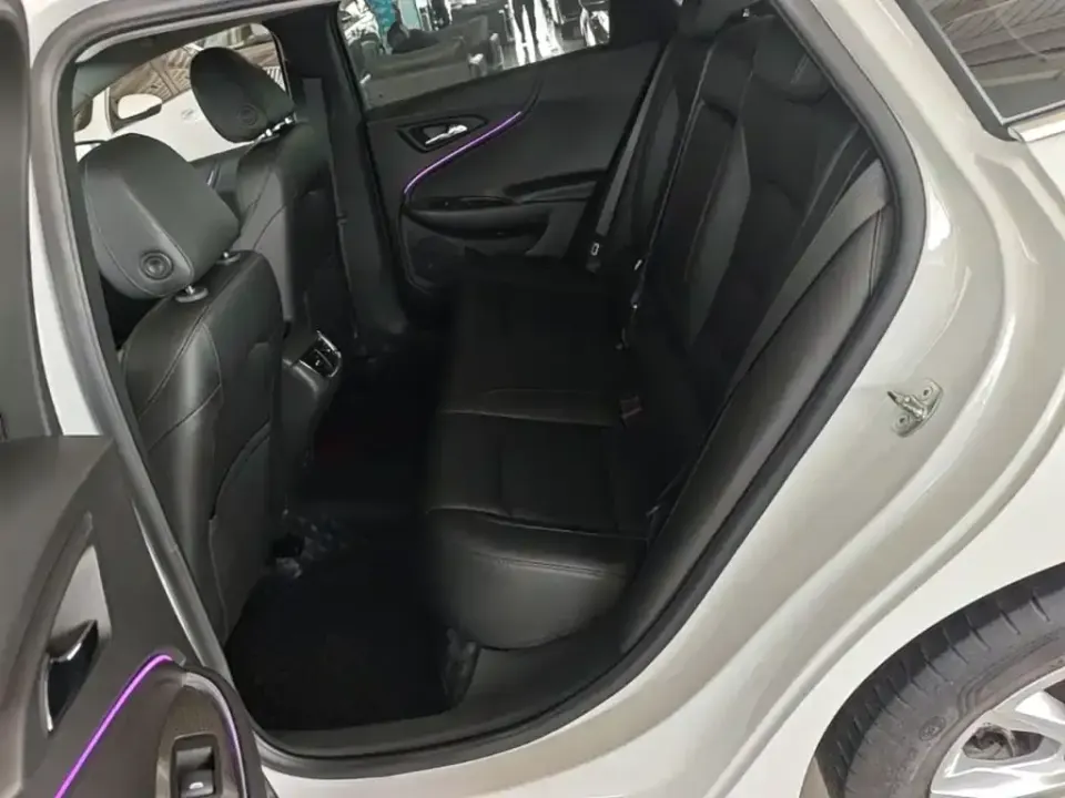 Chevrolet Malibu XL