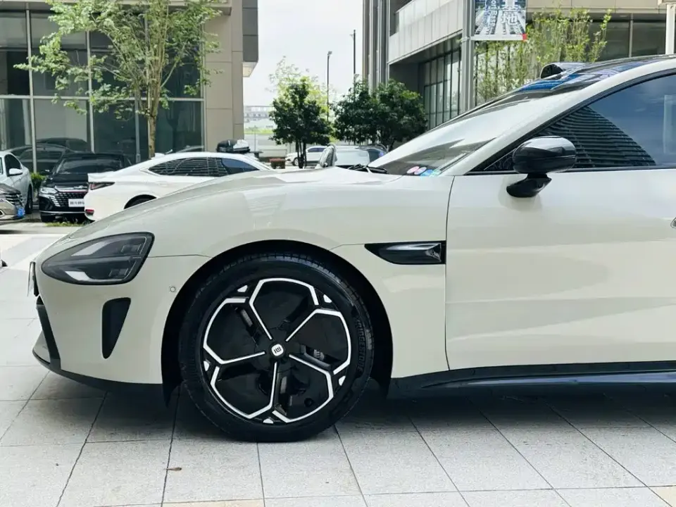 Xiaomi SU7