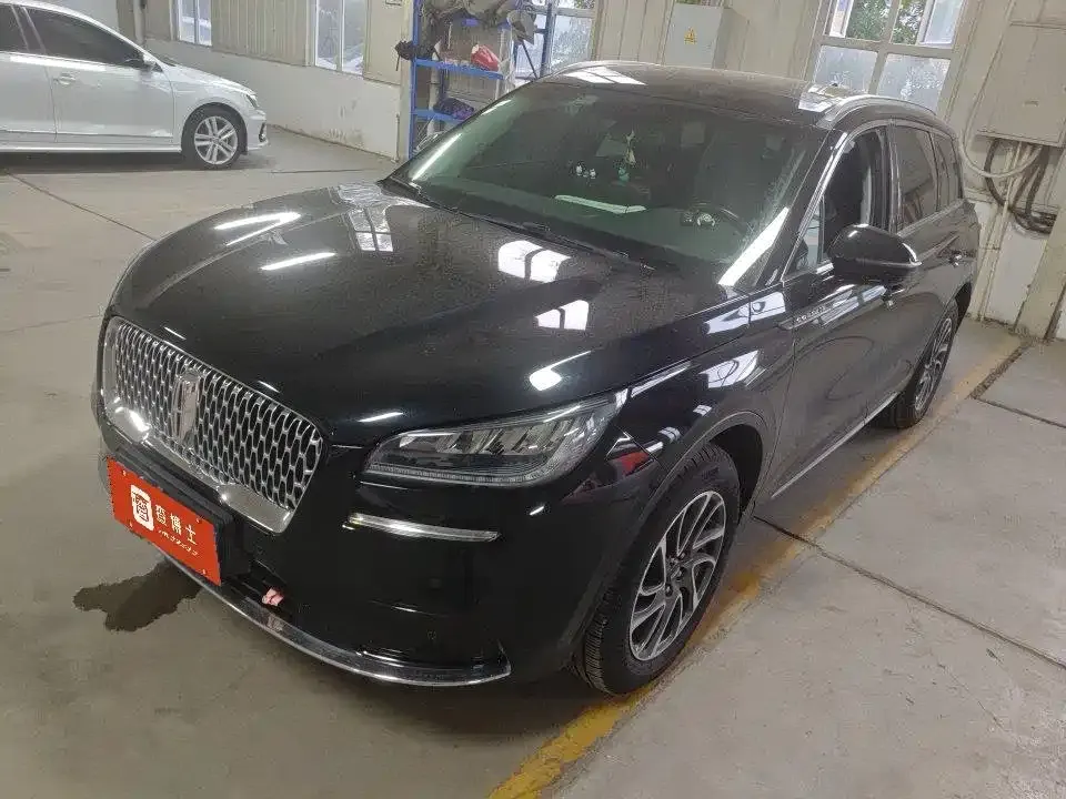 Lincoln Corsair