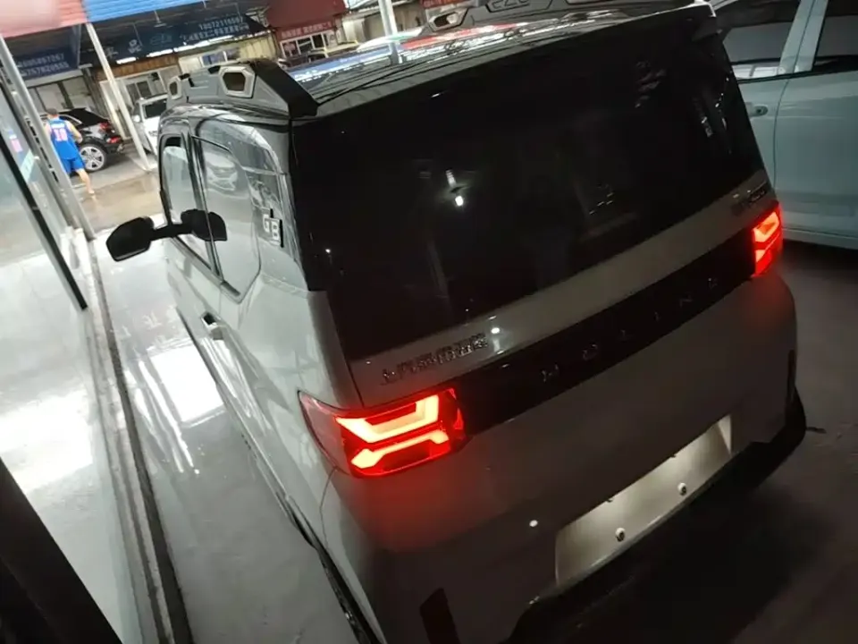 Wuling MINIEV