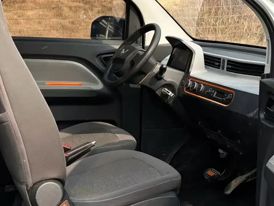 Wuling MINIEV