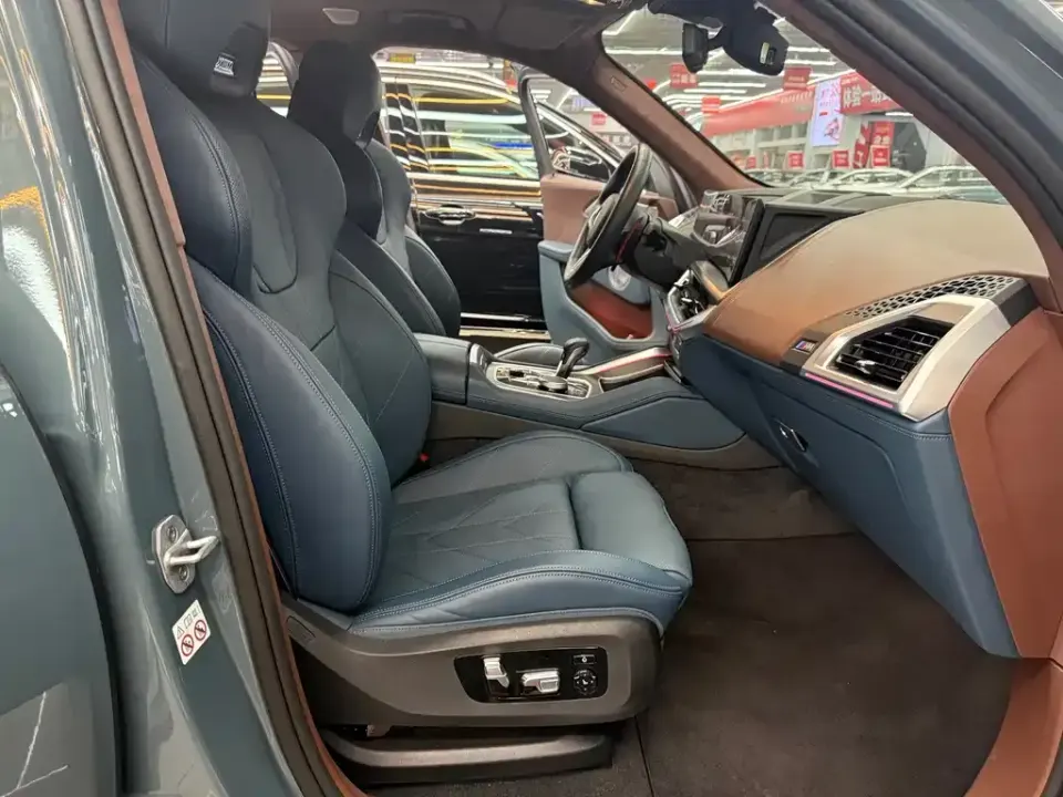 BMW XM