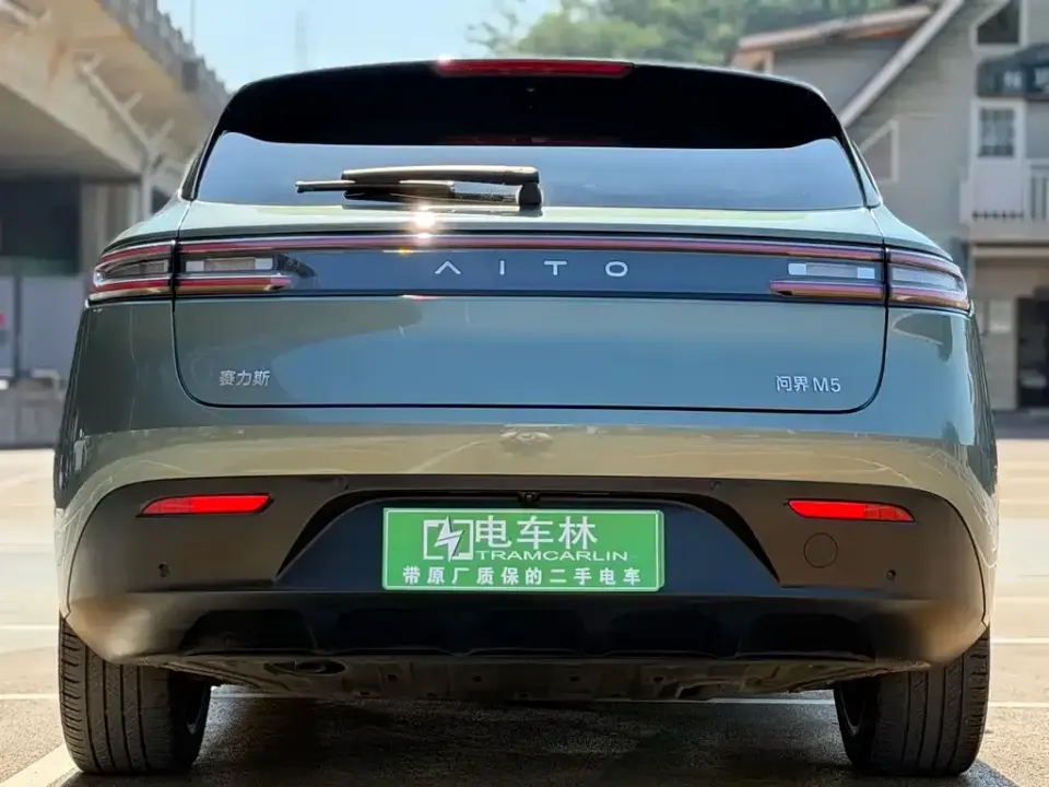 AITO AITO M5