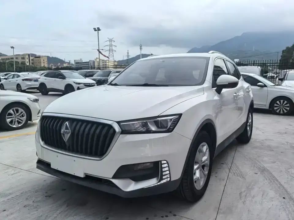 Borgward BX5