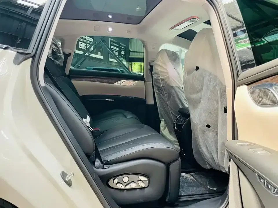 IM Motors IM LS7