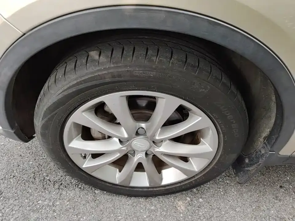 Geely Emgrand GS