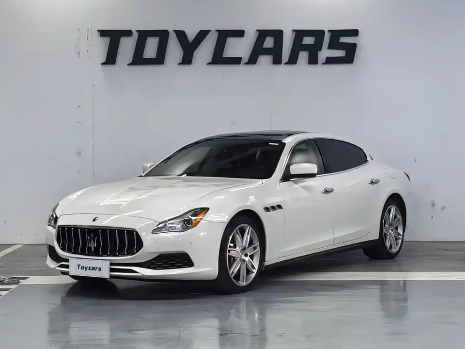 Maserati Quattroporte