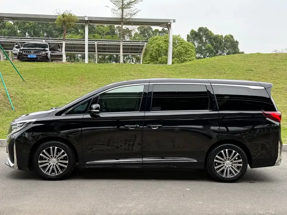 GAC Trumpchi M8