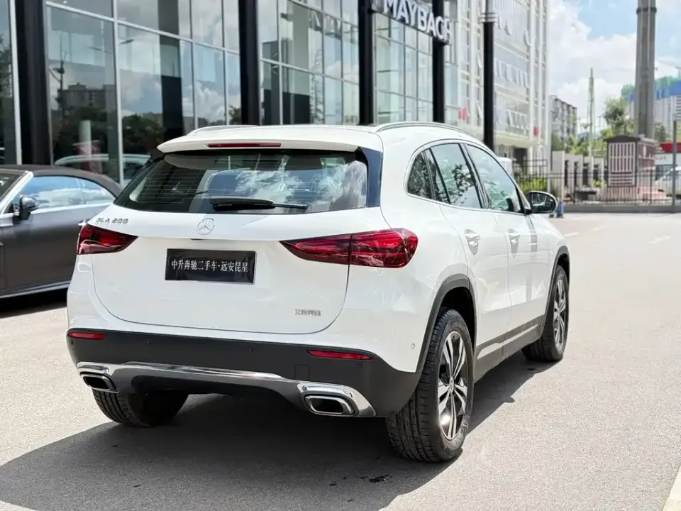 Mercedes-Benz GLA