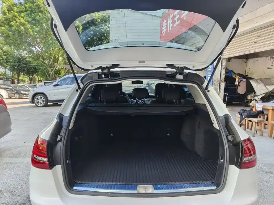Mercedes-Benz C-Class (Import)
