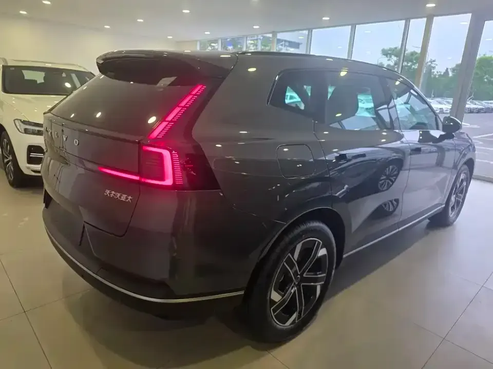 Volvo XC70 PHEV