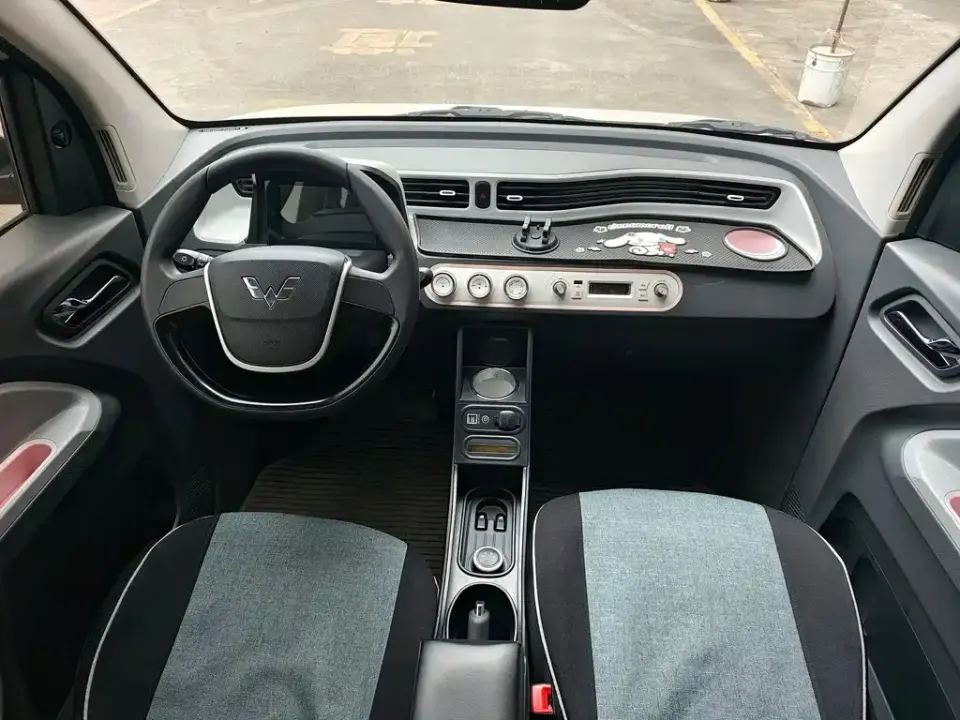 Wuling MINIEV