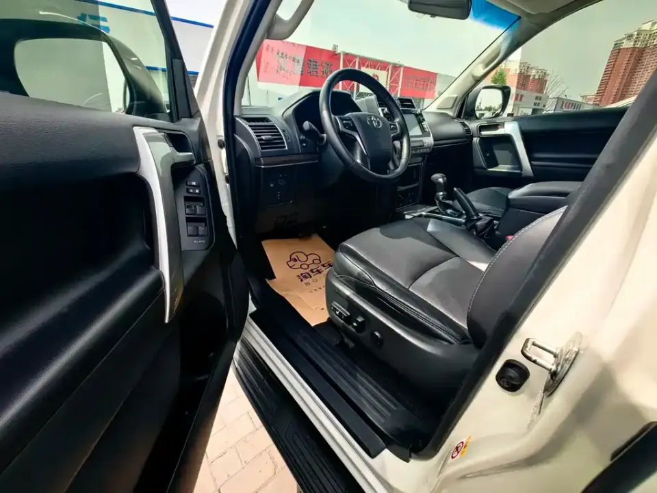 Toyota Prado