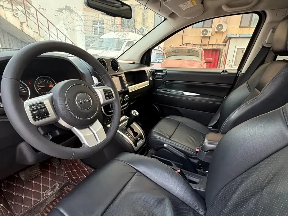 Jeep Compass (Import)