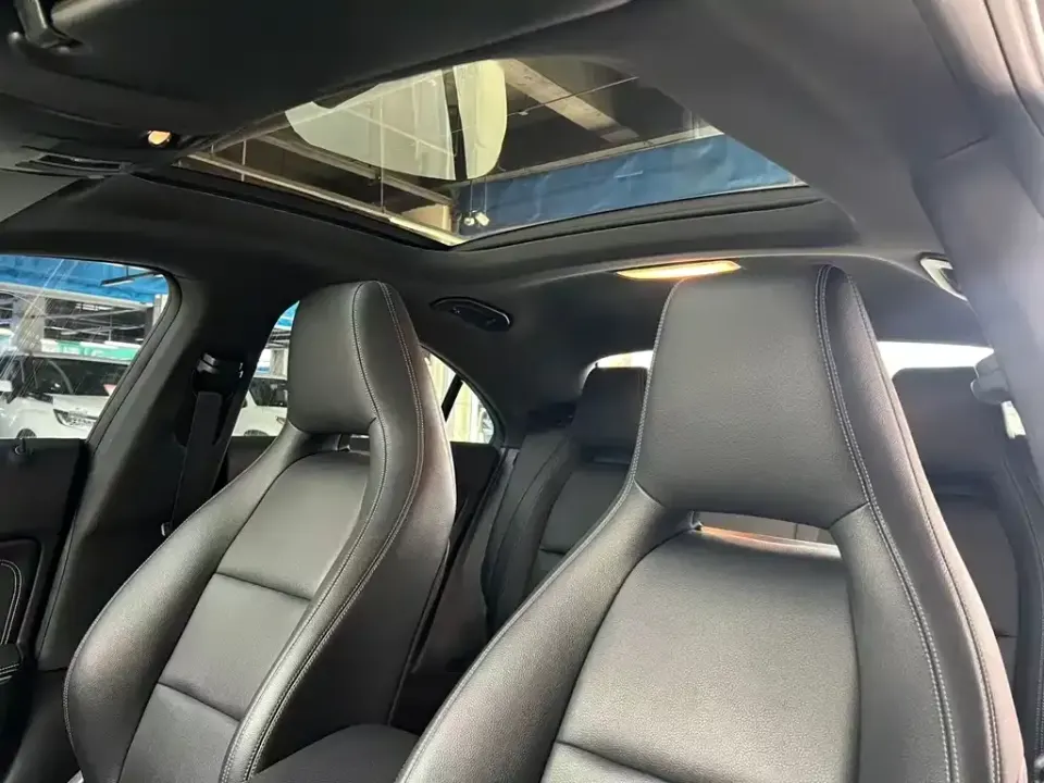 Mercedes-Benz CLA (Import)