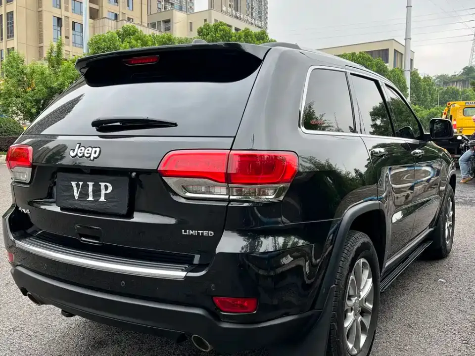 Jeep Grand Cherokee (Import)