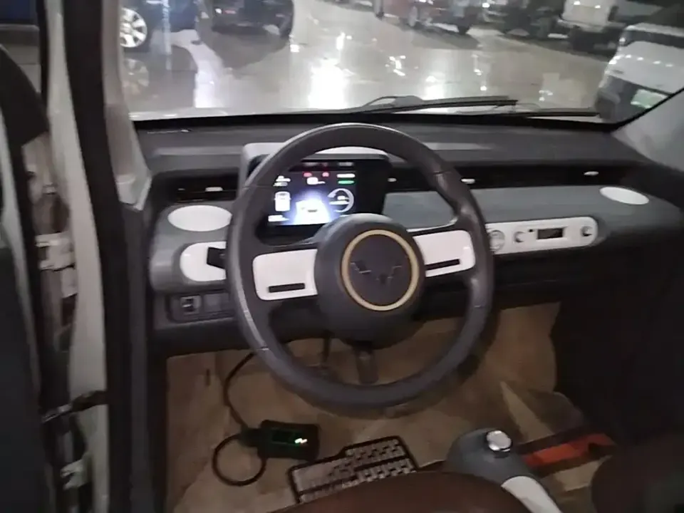 Wuling MINIEV
