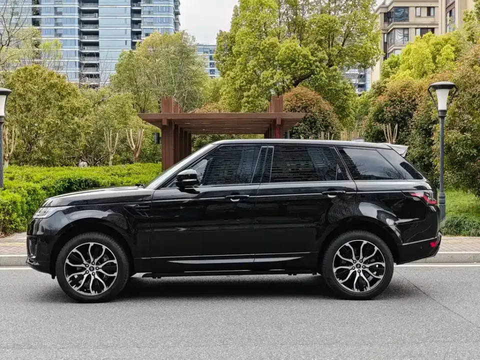 Land Rover Sport