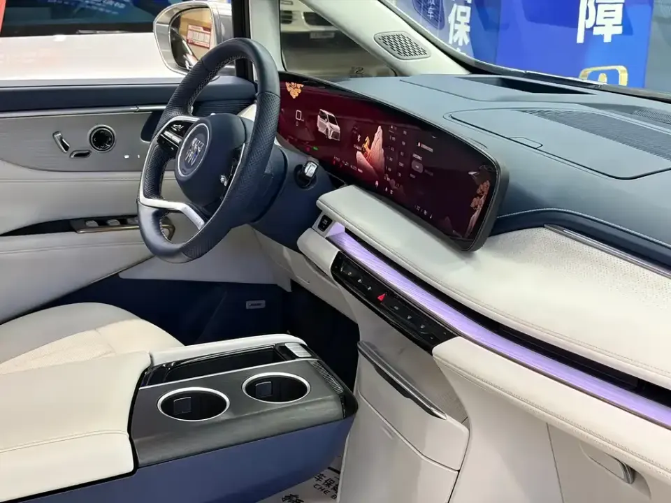 Buick GL8 Hybrid