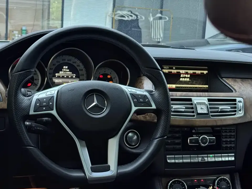 Mercedes-Benz CLS