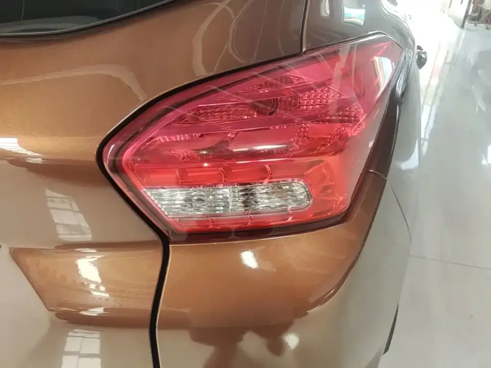 BAIC Senova X35