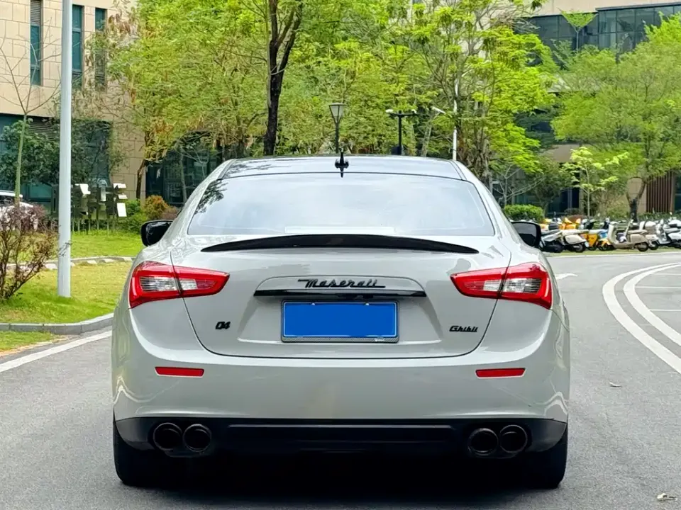 Maserati Ghibli
