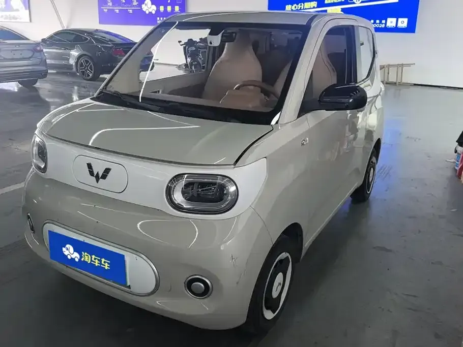 Wuling MINIEV