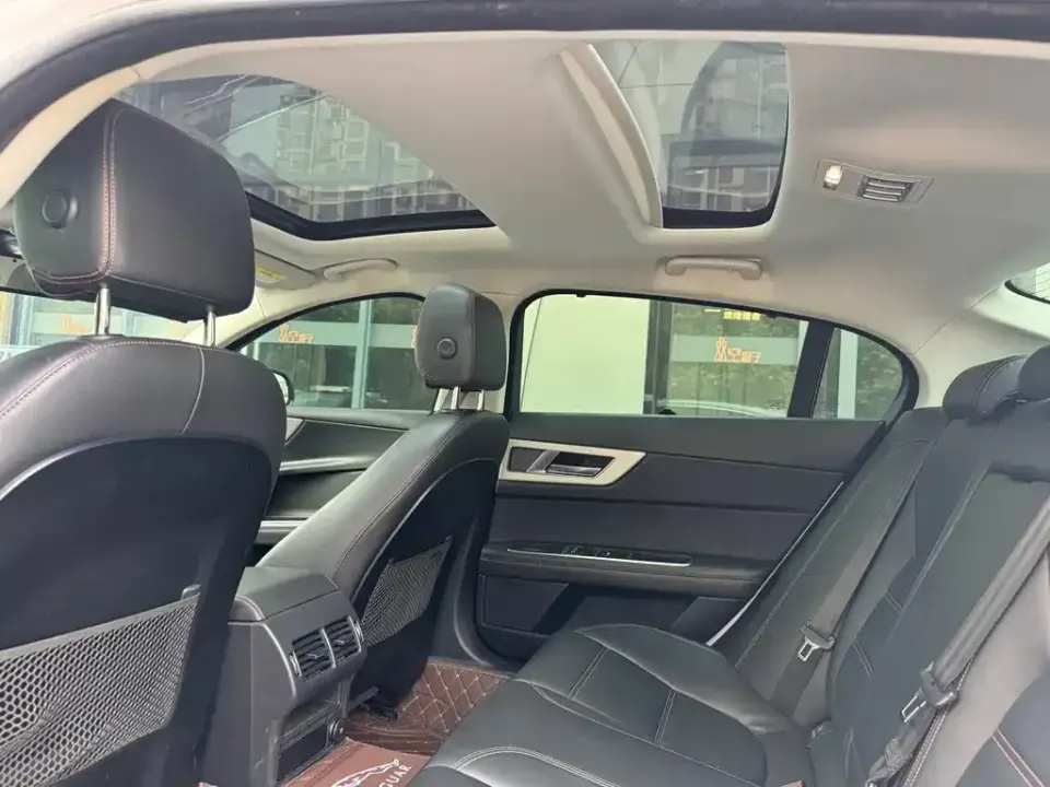 Jaguar XEL