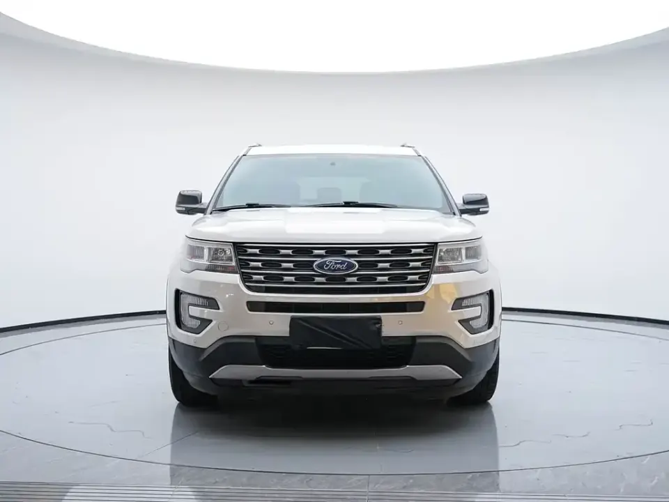 Ford Explorer (Import)