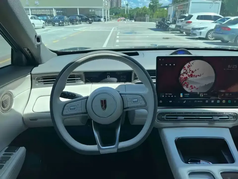 Hongqi Hongqi HS6 PHEV