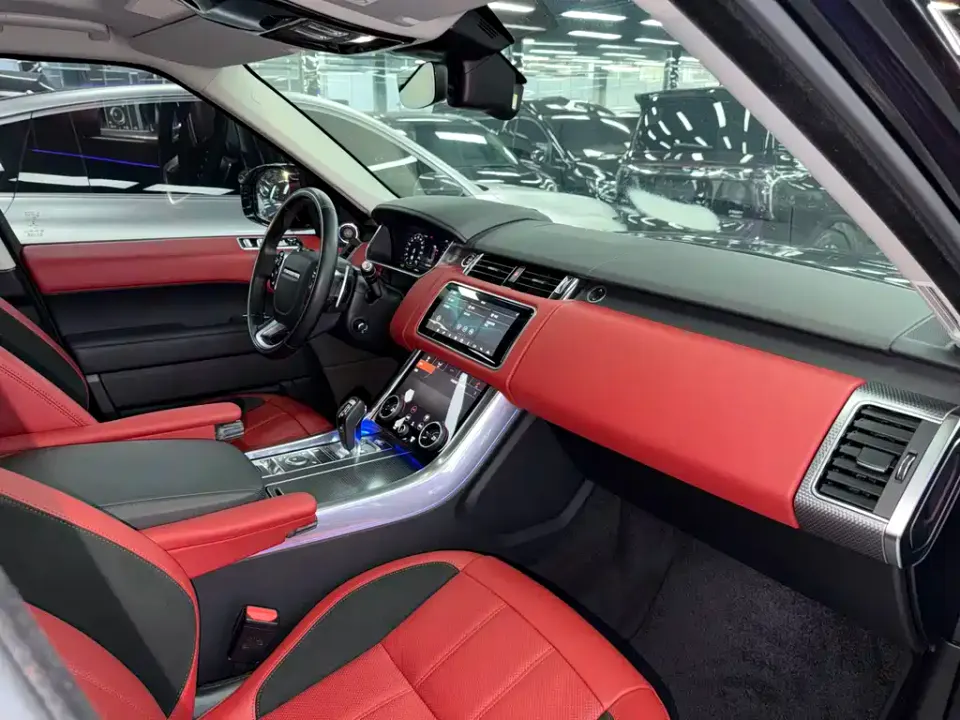 Land Rover Sport
