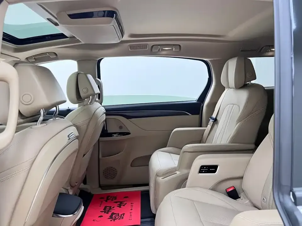 Buick GL8 Hybrid