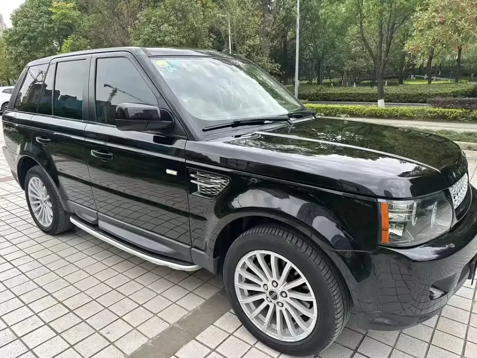 Land Rover Sport